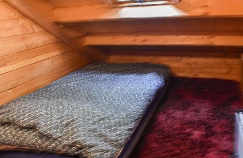 Boughton-under-Blean House | Lekido