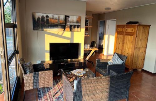 Paarl House | Leliefontein Eco Cottage and Glamping