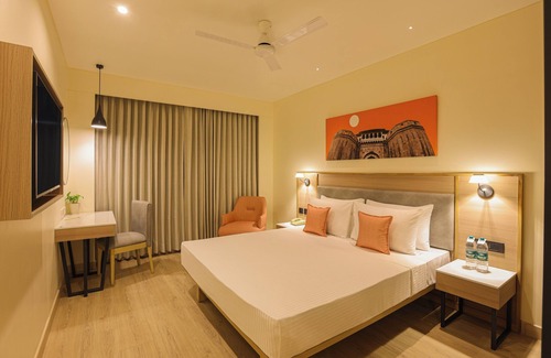 Thergaon Hotel | Lemon Tree Hotel Chinchwad Pune
