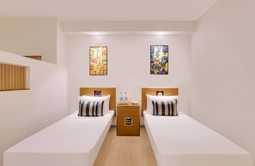 South Tukoganj Hotel | Lemon Tree Hotel, Indore