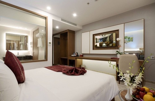 Tran Phu Beach House | LeMore Hotel-Senior City View
