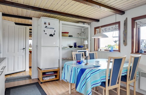 Øsløs House | "Leocadia" - 150m to the fjord by Interhome