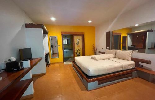 Nai Harn Resort | Leon Oasis Nai Harn