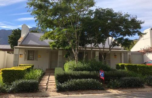 Franschhoek House | Leopard Tree Cottage