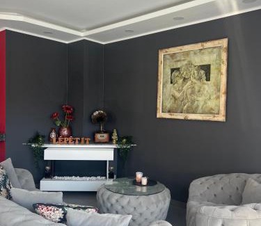 Oberdorla House | Lepetit Essen