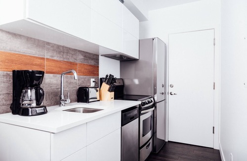 Plateau Mont Royal Hotel | leQube Apartments