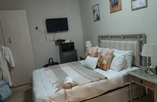 Vanderbijlpark Bed & Breakfast | Lerato's