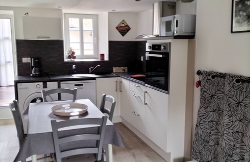 Donnay House | "les 3 Pommiers" : Gîte en Suisse Normande