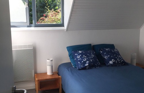 Ploneour-Lanvern House | ' Les Agapanthes ' - In the heart of the Bigouden country