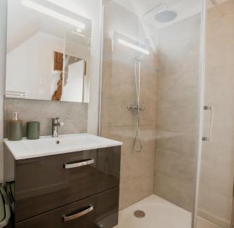 Cambrai Apartment | Les Anges 3