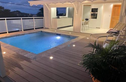 Ducos House | Les Appart villa Sunbay Caraibes avec piscine privative vue mer et montagne