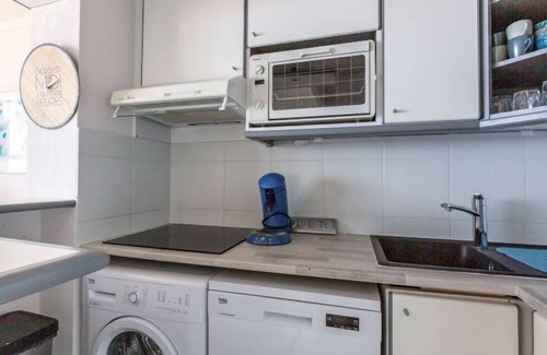 Le Dramont Apartment | Les Bastides (O4 259) by Interhome