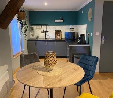 Ay Apartment | Les bulles agéennes