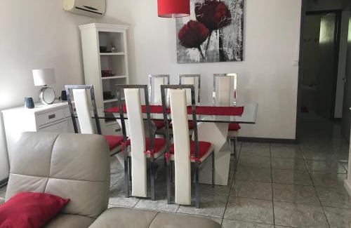 Sainte-Clotilde House | Les Bungalows du Mont-Auban