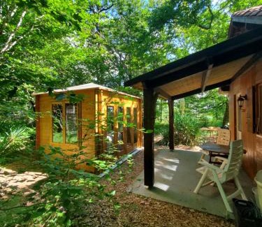 Rouffignac-Saint-Cernin-de-Reilhac Apartment | Les Cabanes de Rouffignac