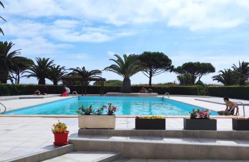 Saint-Cyprien Plage Apartment | LES CAPITELLES 276 - Studio cabine - Piscine - plage à 50 m Ref Noga