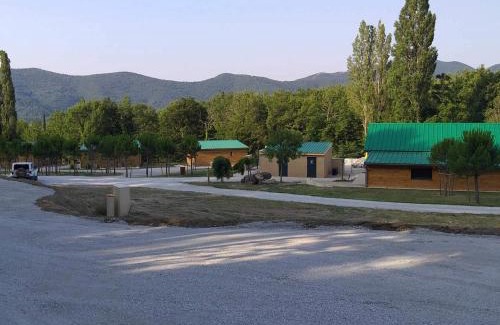 Dieulefit Cabin | Les Chalets de Saint Maurice (Dieulefit)