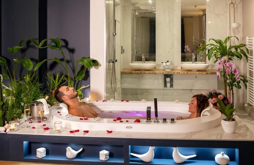 Aix-en-Provence House | Les Chambres Romantiques - Suite JACUZZI Privatif, Domaine Aixois d'exception