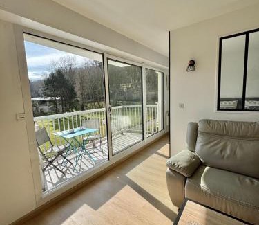 Etretat Apartment | Les charmes Du Bosquet Parc d'Amour et Nature Parking Privé Sécurisé