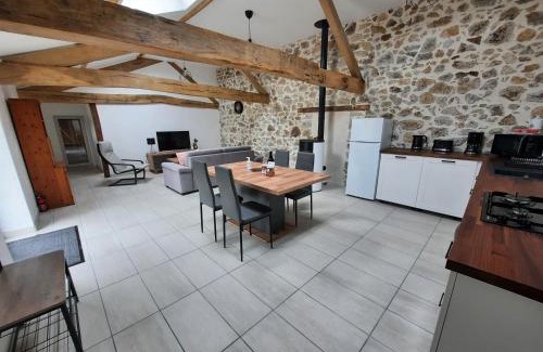 Adilly House | Les Coccinelles