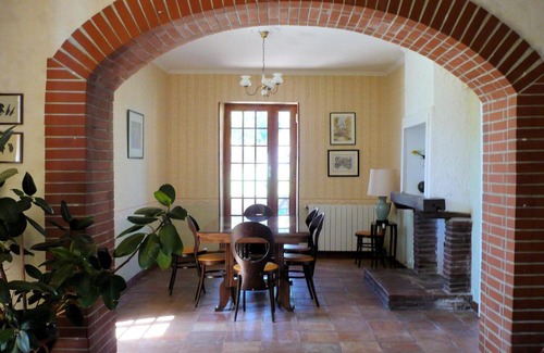 Montjoire Bed & Breakfast | Les Convertigues