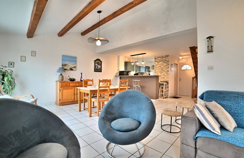 La Cotiniere House | Les coutures by Interhome