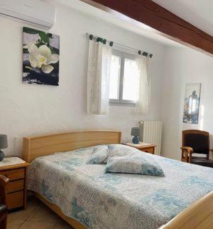 Saintes-Maries-de-la-Mer House | Les Cyprés
