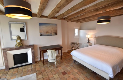 Chinon Hotel | Les Destinées