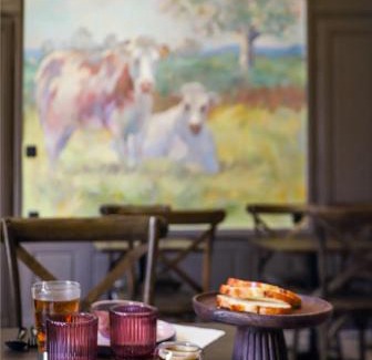 Alencon House | Les Deux Marguerite