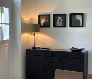 Crevecœur-en-Brie House | LES DOUVES, charmante dépendance du château