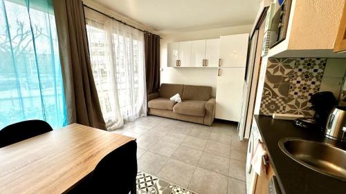 Le Couchant Apartment | *Les Dunes, 50 m des plages, clim, Netflix,4 pers*