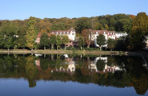 Ville-d'Avray Hotel | Les Etangs de Corot