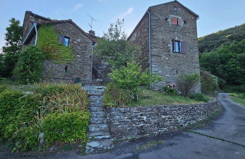 Saint-Hilaire-de-Lavit House | Les Gîtes de la Mazière - La Garde