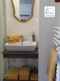 Anatole France Danton House | Les Gîtes Havrais