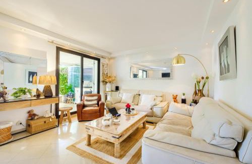 Villeneuve-Loubet Apartment | Les Hauts de Vaugrenier
