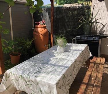 Hendaye House | LES HIRONDELLES 2KM DE LA PLAGE-JARDIN-WiFi-PARKING-DRAPS ET SERVIETTES