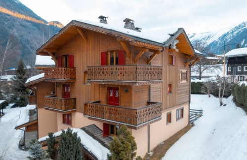 Les Houches Apartment | LES HOUCHES village center 35m² - 4 people comfort - Wifi - parking
