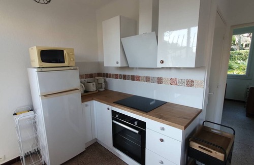 Les Issambres House | Les Issambres Small house close to the beaches