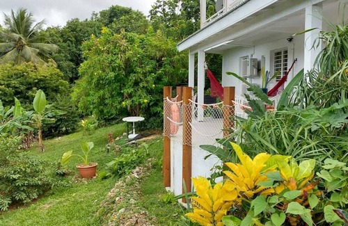 Le Moule House | Les jardins d'Émilie, 2-bedroom apartment. Magnificent view of the countryside