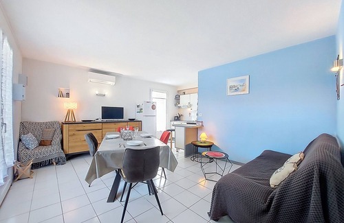 Pontaillac Apartment | Les Jardins de l'Eden by Interhome