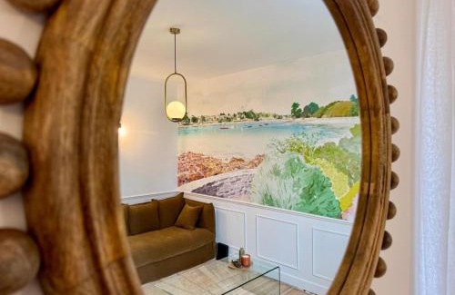 Quimper Apartment | Les Jardins du Théâtre - Élégance, Bois & Design