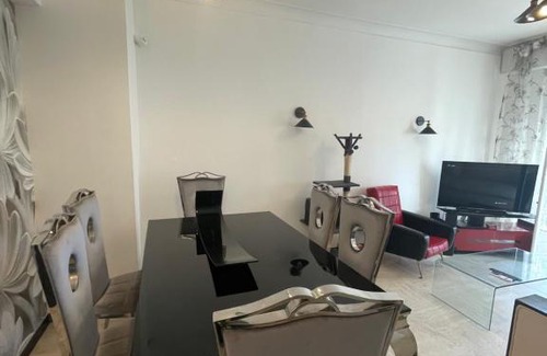 Vernier Apartment | Les Lilas ~ Clim ~ Terrasse