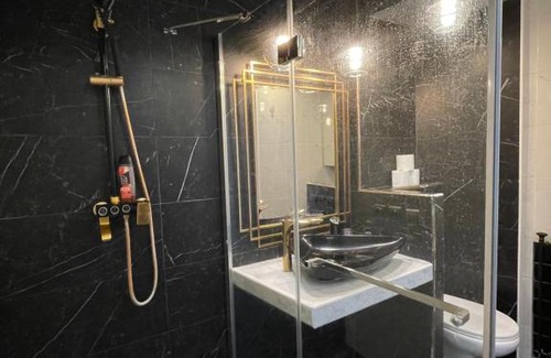 Vernier Apartment | Les Lilas ~ Clim ~ Terrasse