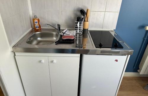 Miroir - Batignolles Apartment | Les Lilas Gare Centre 2 Pers