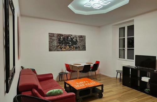 Provins Apartment | Les Lofts De Provins: Apt 5