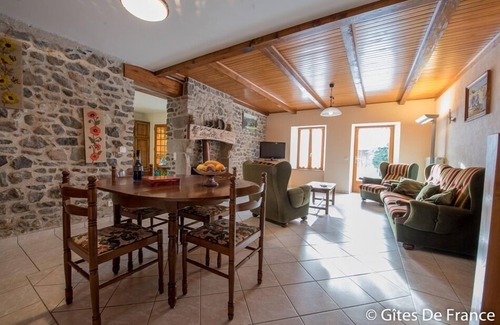 Murol House | Les Mésanges - Murol