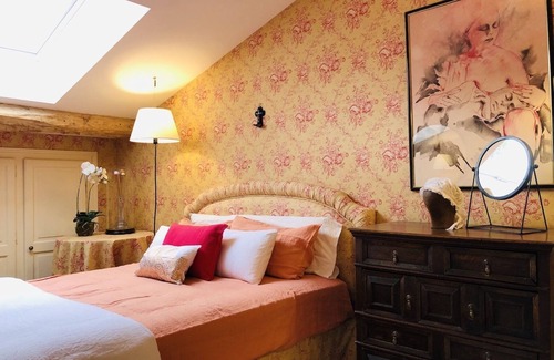 Saint-Paul-d'Espis House | Les matins Rubis, Secret Garden Suite, charming guest room reference
