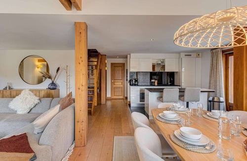 Argentiere Apartment | Les Melées Apartments - Alpes Travel - Argentiere (2 apartments sleeping 6/8 and 8)