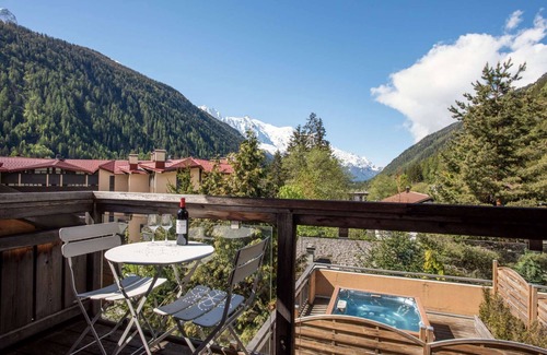 Argentiere Apartment | Les Melées Apartments - Alpes Travel - Argentiere (2 apartments sleeping 6/8 and 8)