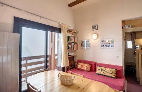 Les Bruyeres Apartment | Les Menuires - 2 pièces + mezzanine 6 pers, ski aux pieds, balcon, Wifi, ascenseur, parking gratuit - FR-1-178-93